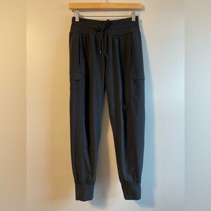 CALIA - Women's Truelight Cargo
Pocket Jogger